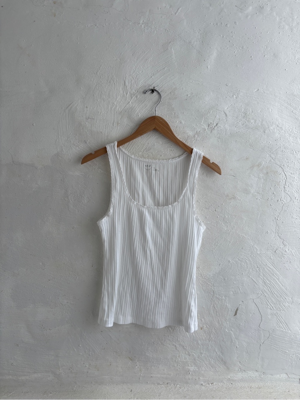 Aerie medium ribbed scoop neck tank